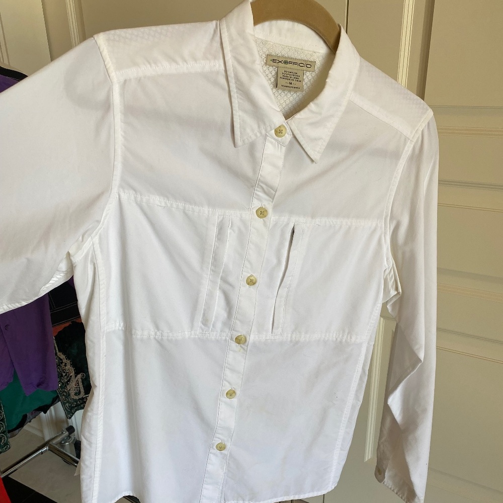 ExOfficio, Size Medium, White Travel Shirt with double zippers